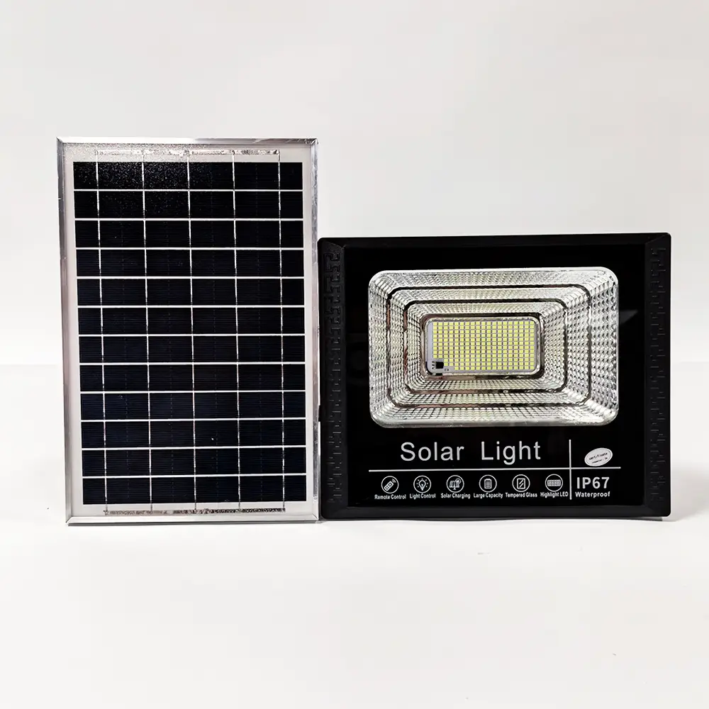 J-100 solar flood light, lamp head with separated solar panel