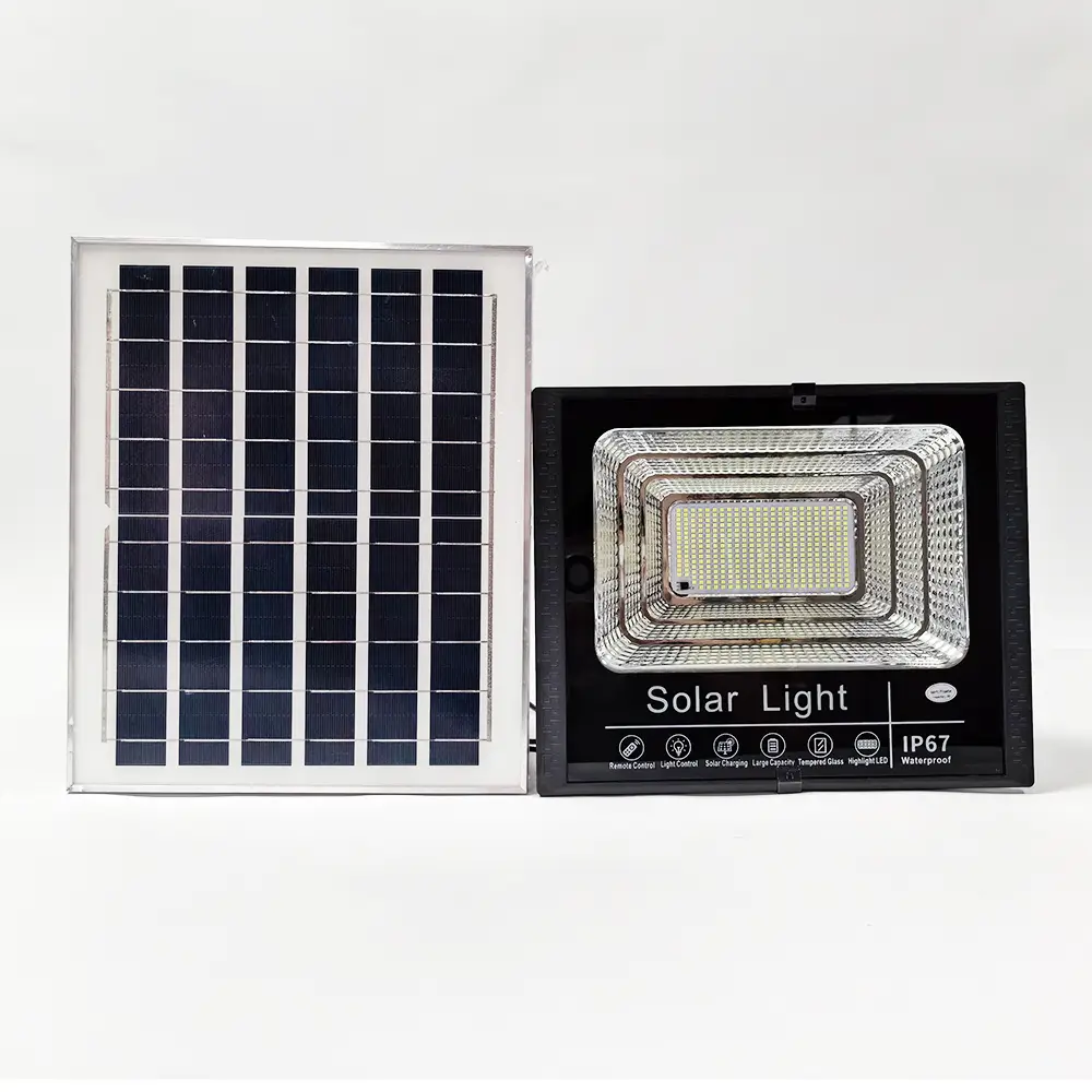 J-300 solar flood light, lamp head with separated solar panel
